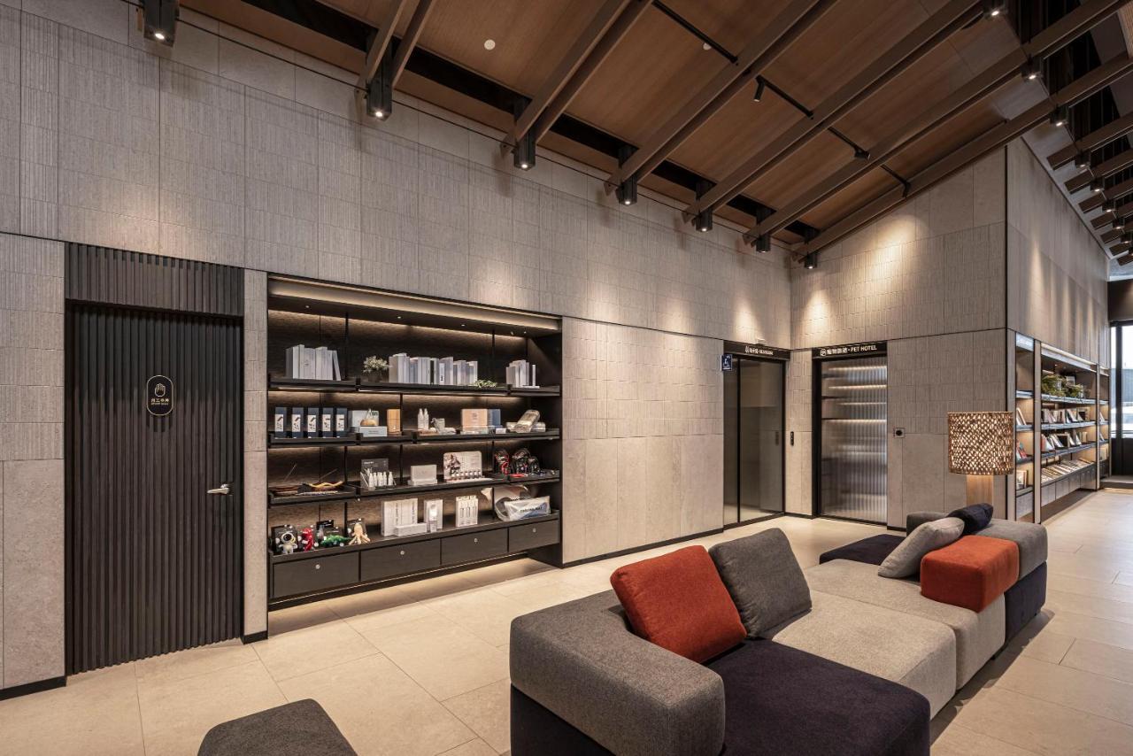 Lakeshore Hotel Hualien Taroko Shunan Экстерьер фото The interior of the new library