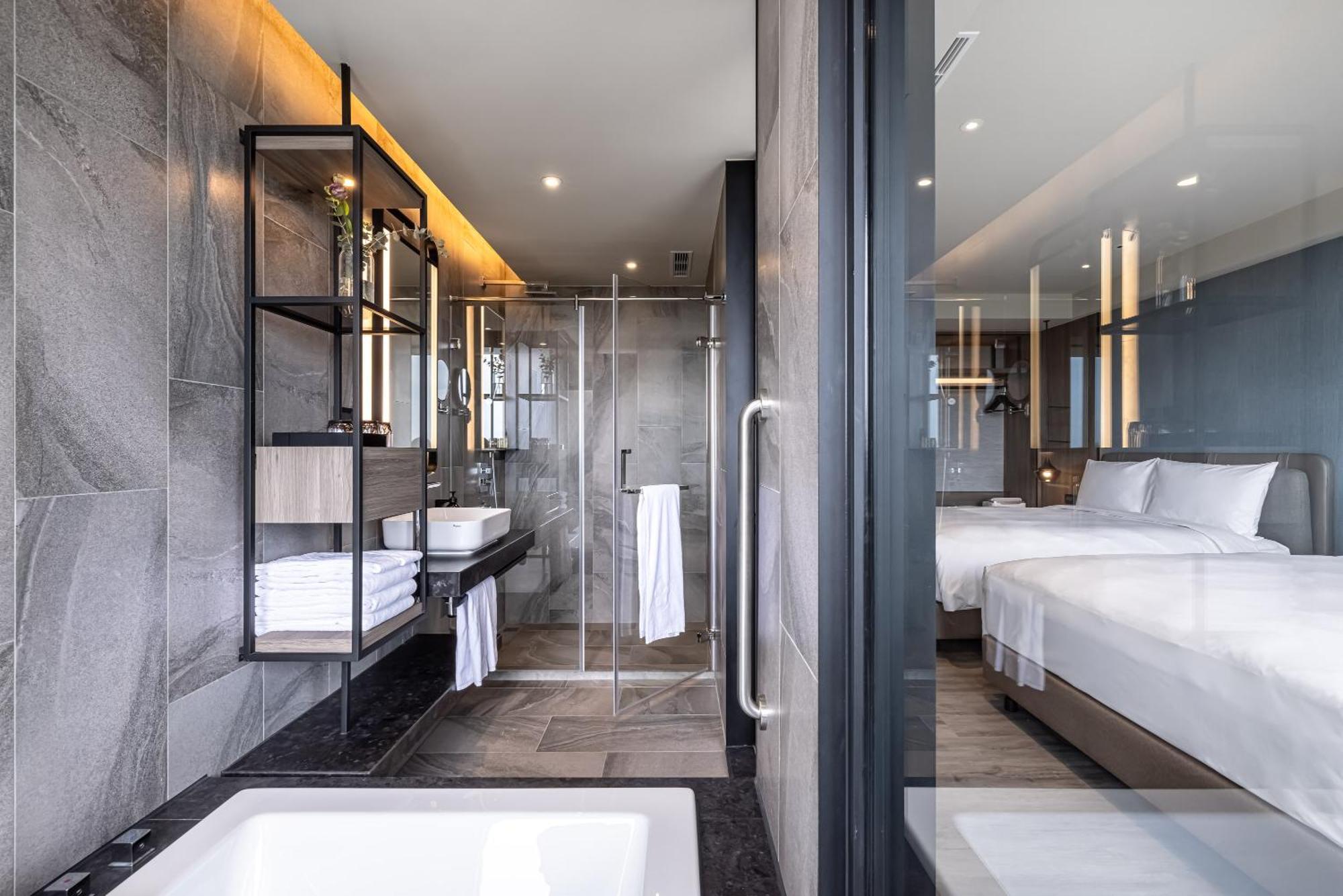 Lakeshore Hotel Hualien Taroko Shunan Номер фото Deluxe Room
