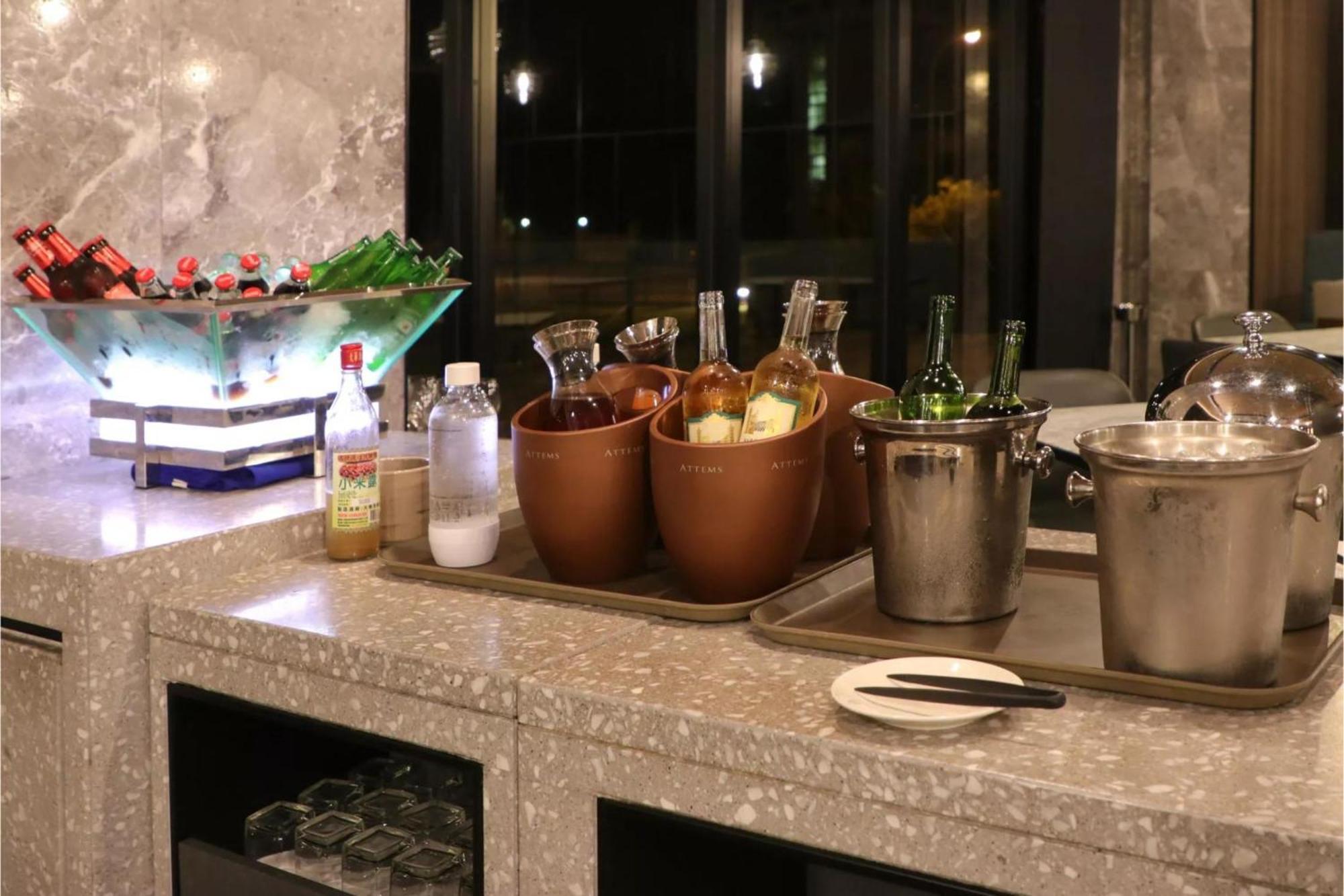 Lakeshore Hotel Hualien Taroko Shunan Экстерьер фото A salad bar at a hotel